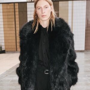 Frankie shop fur coat